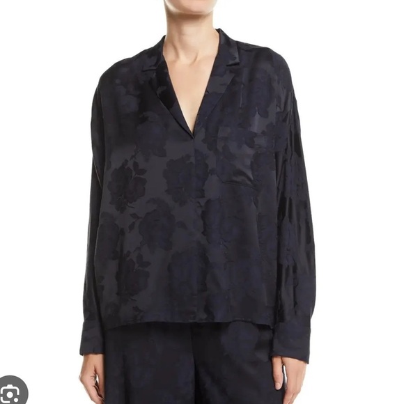 Vince Floral Jacquard Popover Top Oversized Floral Navy XS - Picture 8 of 8